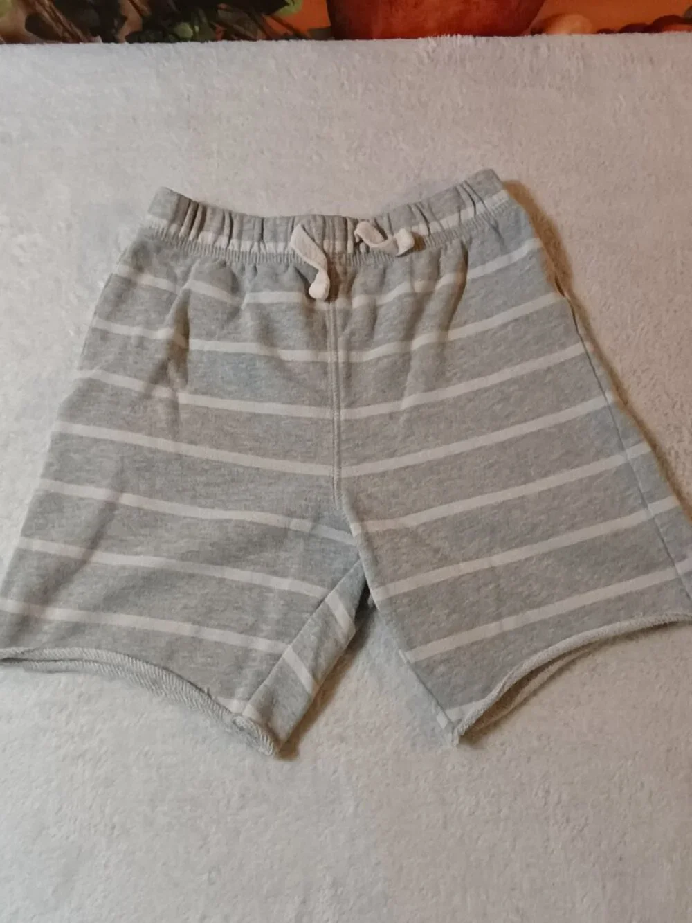 VGUC: The Children's Place Sz 4T Gray &  Blue Striped Shorts Pack Comfort Casual